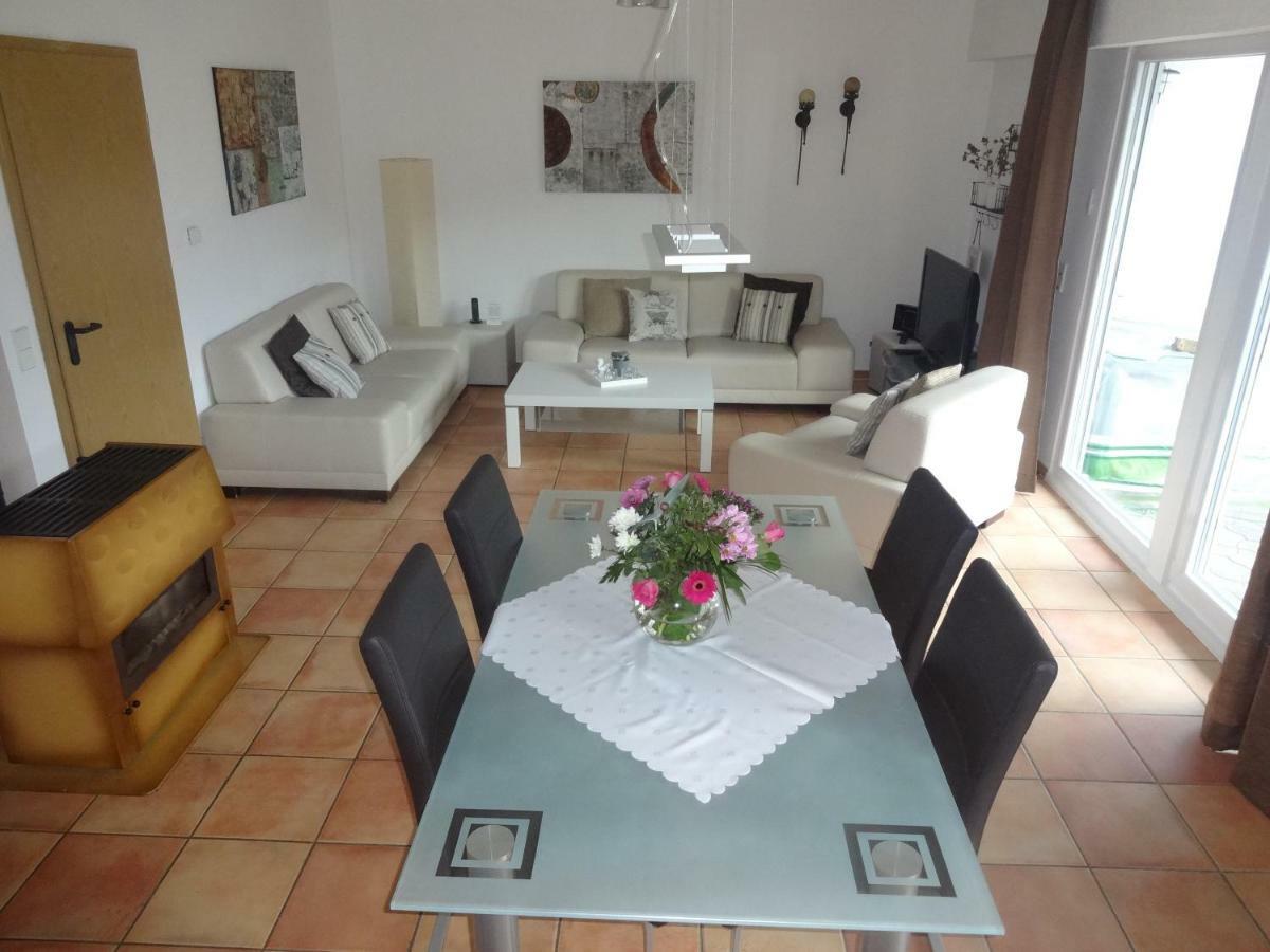 Ferienhaeuser Rhoen - Haus Natalie & Haus Helene Hausen  Ngoại thất bức ảnh